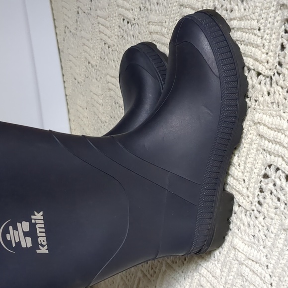 Kamik Rubber Boots Boys size 5 - Picture 4 of 9
